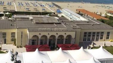 Il Centro congressi da pubblico diventa privato