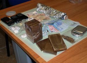 In casa un chilo di hascisc, minorenne arrestata