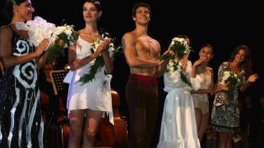 Al centro il ballerino Roberto Bolle: domani sera a Bolgheri