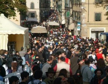 Gli stand dei Comics in centro 