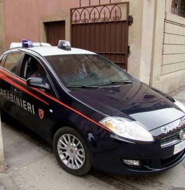 Unauto dei carabinieri 