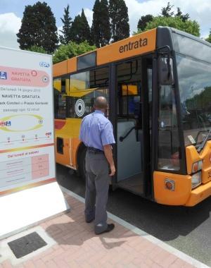 Il bus navetta gratuito 