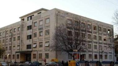 <b>IL PALAZZONE. </b>Una veduta degli ex uffici finanziari Data prevista di fine lavori: 30 agosto