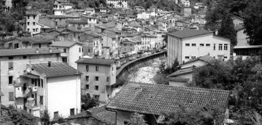 Un’immagine del centro abitato della frazione di Forno