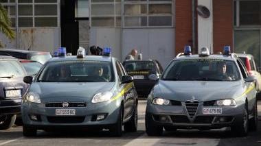 Auto della Guardia di Finanza