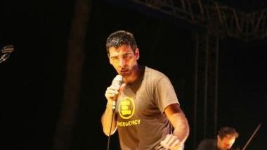 Bobo Rondelli cantautore «portavoce ufficiale» della livornesità stasera in concerto per il circuito “Cento Notti d’estate”