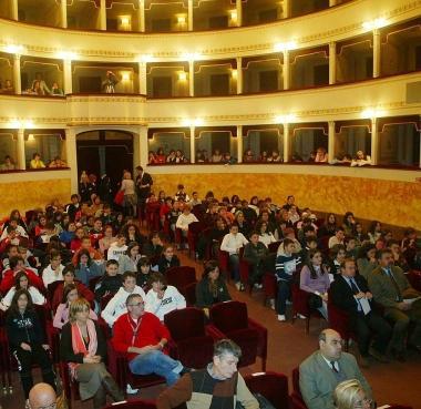 L’interno del teatro Pacini