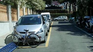 <b>AUTO NEI GUAI.</b> Nei pressi dello stabilimento attrezzato