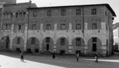 La sede della Banca del Monte