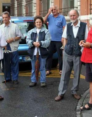 I manifestanti e l’incontro con il prefetto