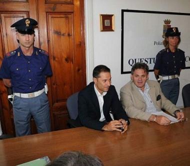 In alto il sostituto procuratore Enrico Corucci 