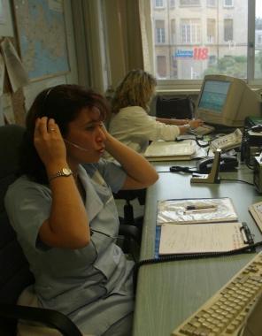 La centrale operativa del 118 a Livorno 