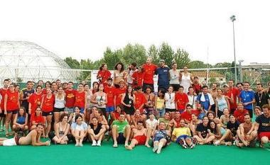 Un gruppo di atleti partecipanti 