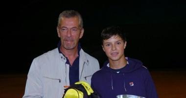 Lo sponsor Salvadori con il vicitore Guido Pasquinucci 