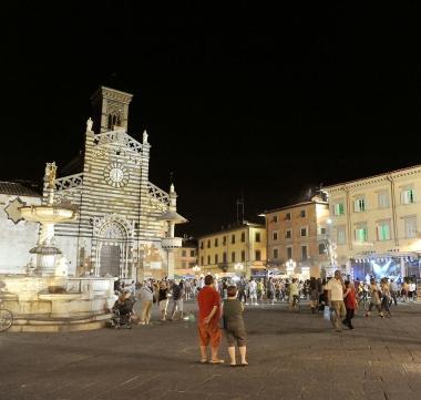 Ferie più brevi La guida dei negozi che stanno aperti