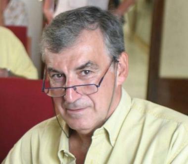  Gianfranco Chetoni. E' il capo dell'ufficio tecnico, dirigente dell'urbanistica: ...