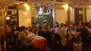 A cena per fare beneficenza