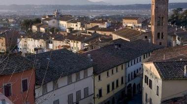 Uno scorcio panoramico del centro storico di Montopoli Valdarno