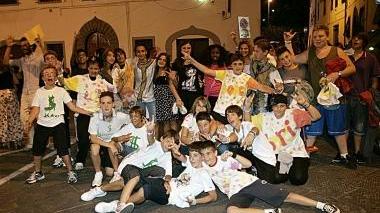 Chiusura del centro estivo festa in piazza per 250 bambini