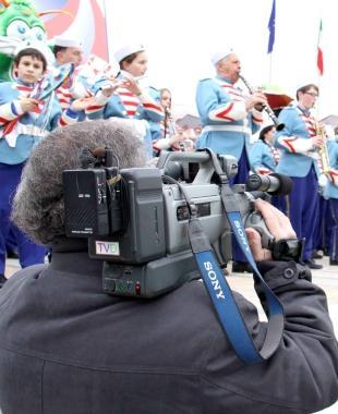 Le telecamere di RaiUno tornano a scrutare la Versilia turistica 