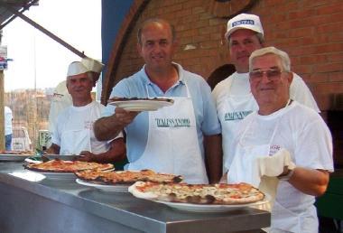 Pizza a volont&agrave; da domani a domenica nellarea Coop a Larciano 
