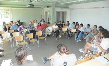La riunione dei precari della scuola 