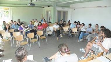 La riunione dei precari della scuola
