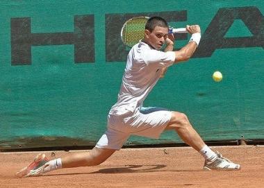Davide Della Tommasina in azione al Ct Etruria  