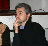 Marco Bardini, coordinatore Rsu e, a fianco, una veduta dello stabilimento Solvay di Rosignano 