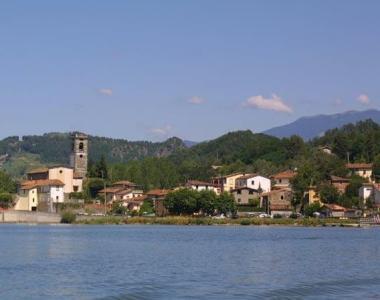 Il lago di Pontecosi    