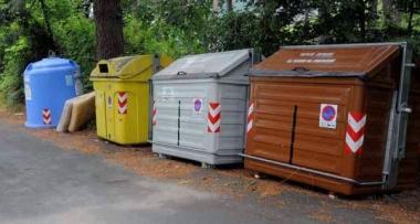 <b>RIFIUTI.</b> Gli hotel promuovono la differenziata e chiedono di poterla prolungare almeno fino al 15 di settembre    