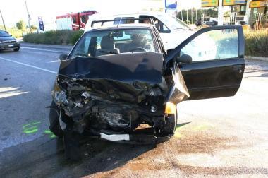 Una delle due auto coinvolte nellincidente avvenuto ieri mattina lungo la strada della Fila nel territorio di Peccioli 