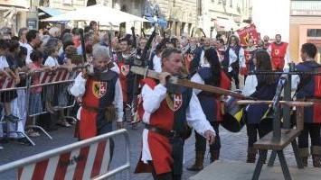 Un momento del palio della balestra di domenica scorsa