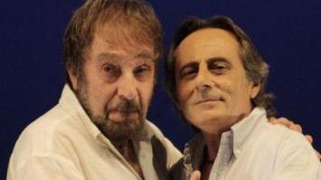 A sinistra, Zuzzurro e Gaspare. A destra, Massimo Lopez