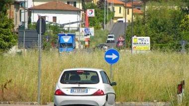Ancora un incidente alla rotonda dei Martiri
