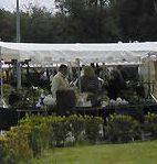 <b>A GARA.</b> Il mercatino 