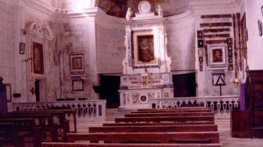 <b>DEVOZIONE.</b> L’interno della chiesa della Madonna del piastraio