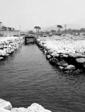 <b>LA ZONA.</b> Il Lavello dove sorgerebbe il porto turistico 