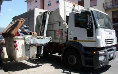 Pulizie stradali più frequenti nel Macrolotto zero e a Galciana