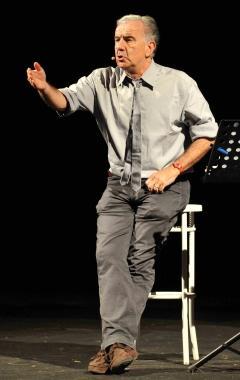 Gene Gnocchi, reciterà anche lui al Differenti