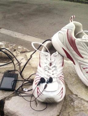 Le scarpe rivoluzionarie progettate dalle quattro studentesse del Salutati 