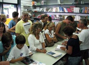 Caro libri, le medie battono le superiori più care di 100 euro