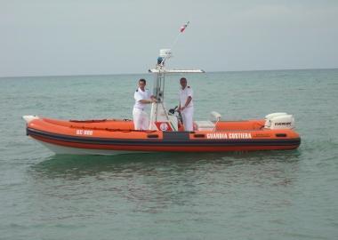 Il gommone della guardia costiera 