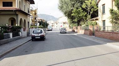 Il tratto di via del Salsero dove è avvenuta l’aggressione