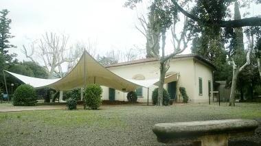 Una veduta del giardino della Fortuna ai margini del parco termale