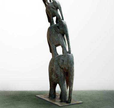 Le sculture ardite di Aldo Mondino