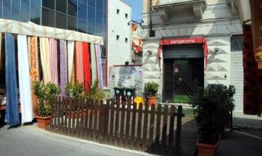Il bar panigacceria vittima dellattentato incendiario    