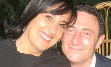   Oggi è un giorno molto importante per Massimo e Paola. La coppia di sposi festeggia infatti ...
