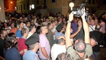 Un momento della rivolta di via dei Mulini