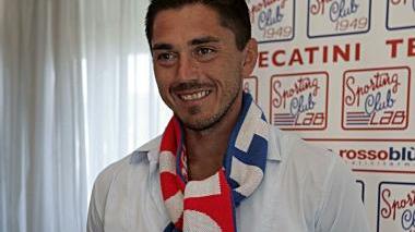 Davide Bonora stasera esordirà con lo Sporting Club